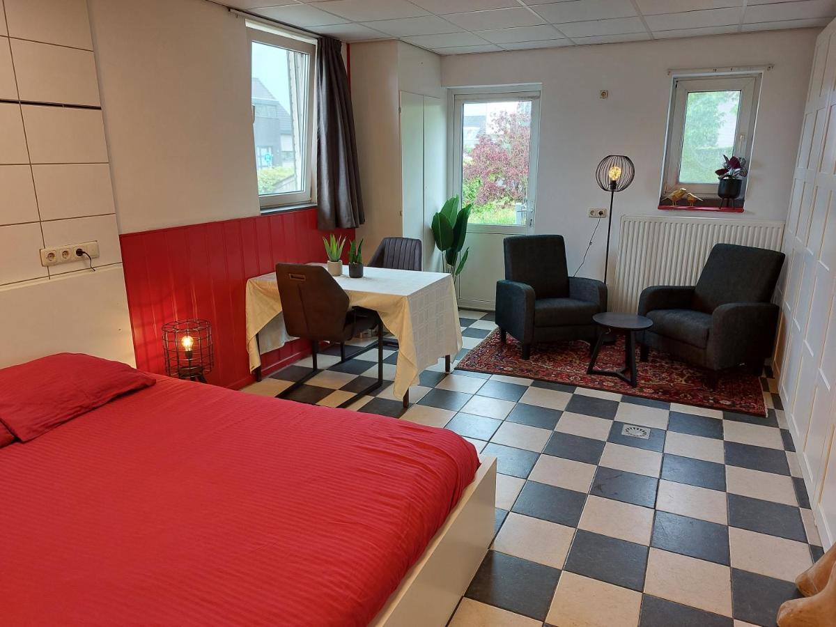 Bed and Breakfast Gasthuys de Peel Ospel Exterior foto